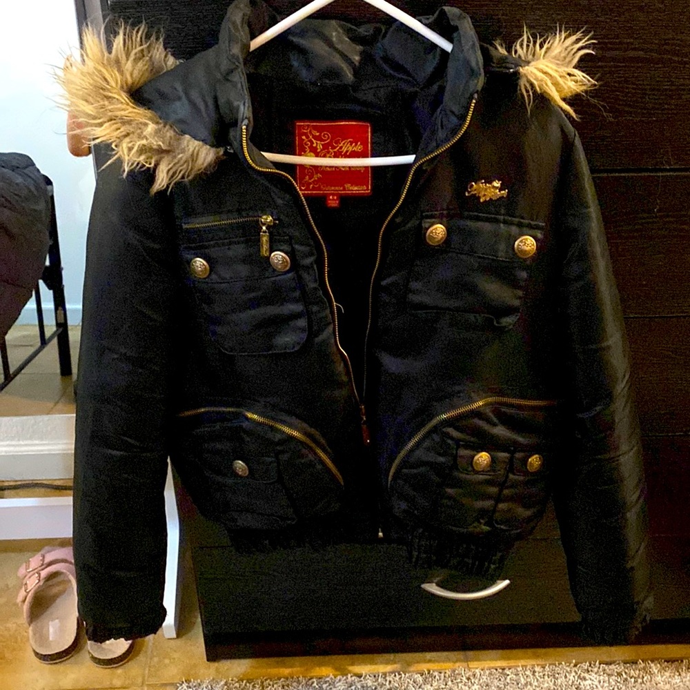 Apple bottom puff coat! Size L/9